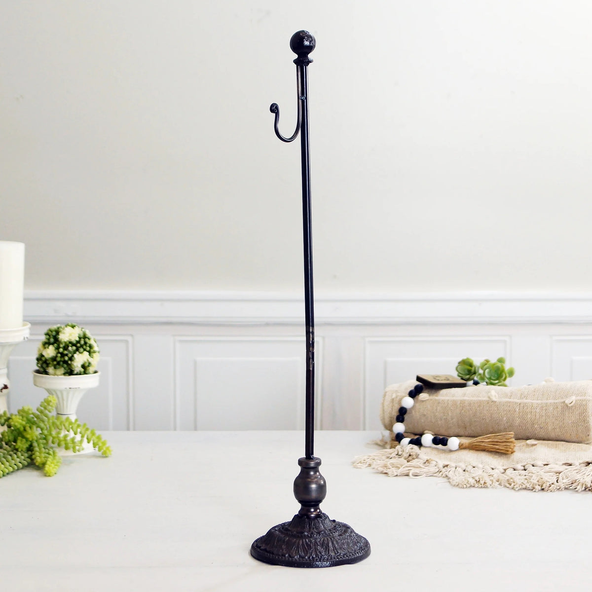 Metal Wreath Holder 28in