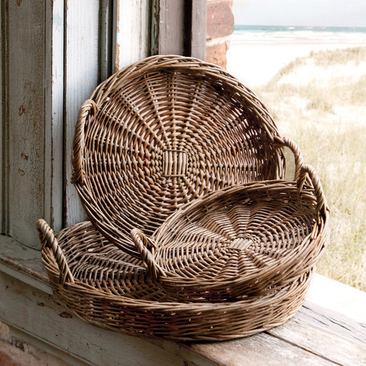 Round Willow Trays Set