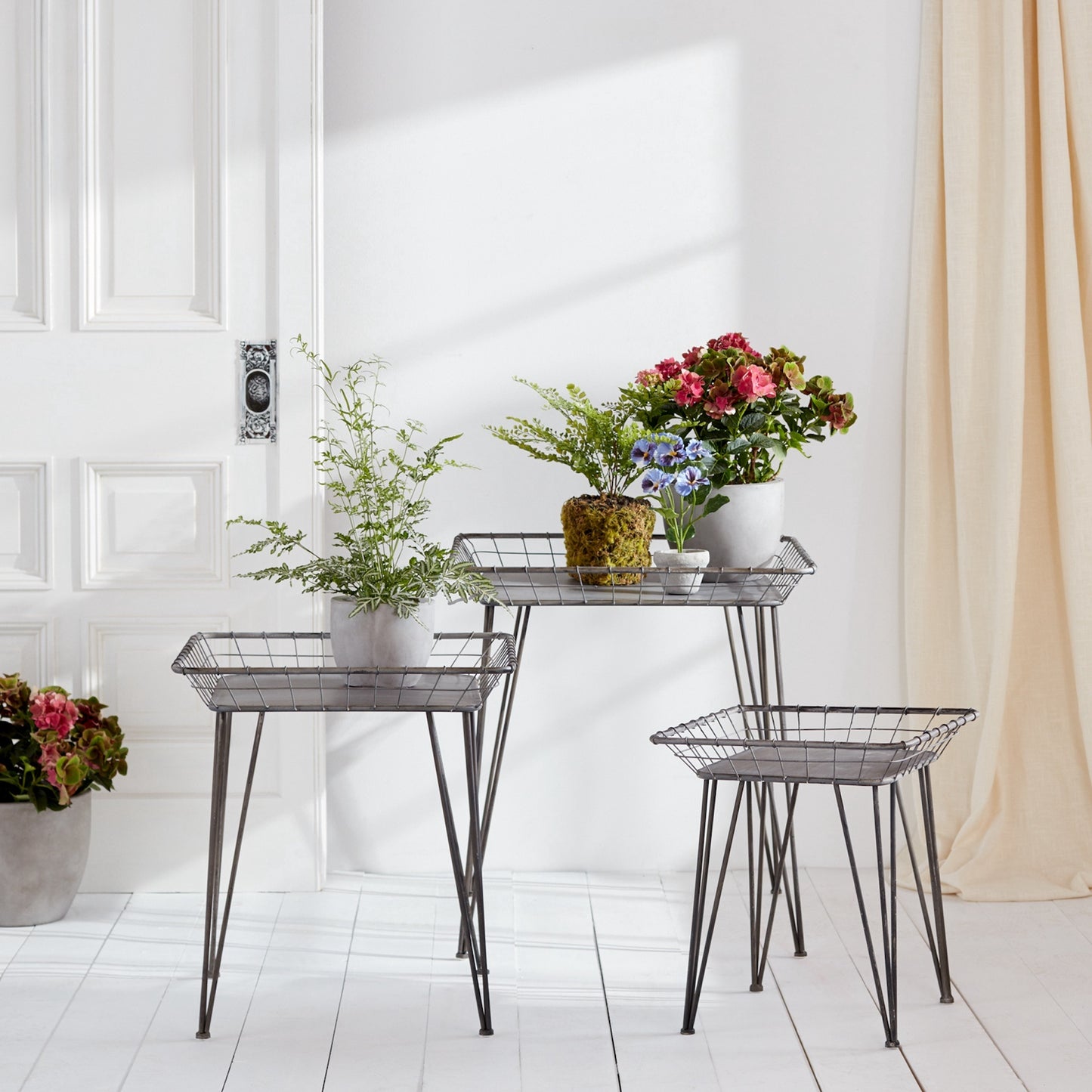 Tray Table Large 26.5" Metal